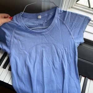 Lululemon athletic T-shirt size 4